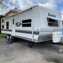 2005 Salem 27  Foot Bunk Beds . Everything Works Ready For The Road 