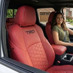 Lexland Tacoma Seat Covers – Red Honeycomb TRD Style, 2024+ 5-Seater (Gas)