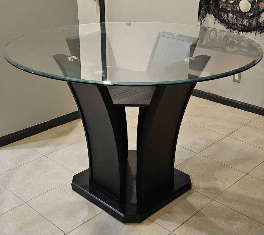 Dining Room Kitchen Table - Safety Glass Top