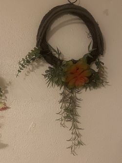 Cactus wreath decor