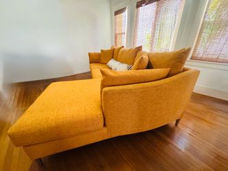 Custom Sofa + Chaise Sectional (The Joneses LA) Price: $400 | OBO  Original Price: $3800.00