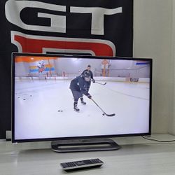 Vizio TV 📺 32 In 