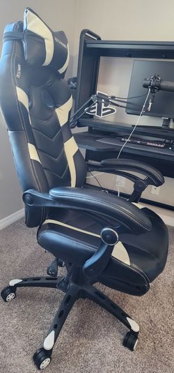 Gaming chair