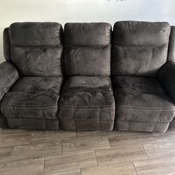 Clean Sofa Recline Slightly Used Great For Family Cheap 