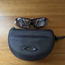 Okley Cycling Sunglasses (with Multiple Lenses) 