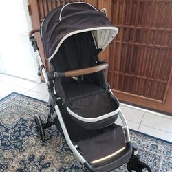 Mockingbird full set with bassinet!