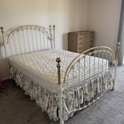 Queen Size Bed Frame Box And Mattress