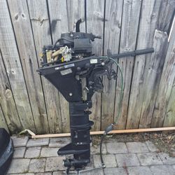 9.8 Tohatsu 2012 4 Stroke ( Running) Starts Second Try 