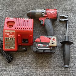 Milwaukee Hammer Drill With 5.0 Battery And Charger