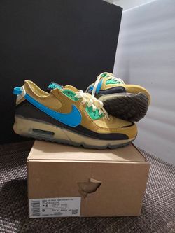 Nike shoes