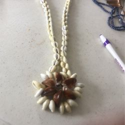 Cowrie Hawaiian Shell Necklace 