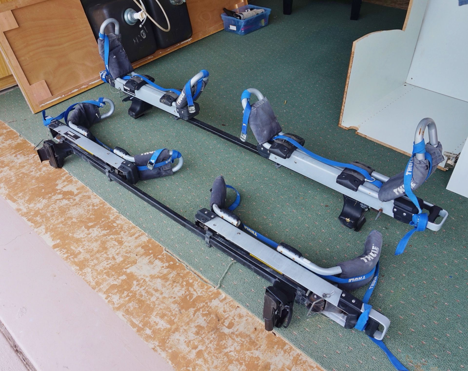Thule Hullavator lift assist kayak racks