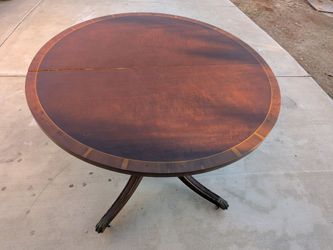 Vintage Mahogany Dining Set — Table + 6 Chairs