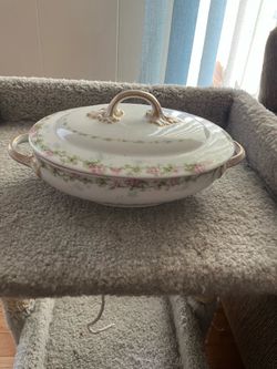 Antique Limoges bowl with lid