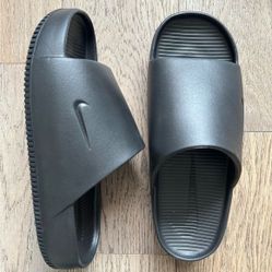 Nike calm slides black