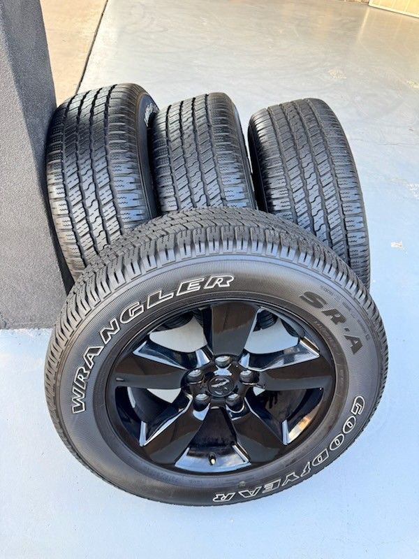 Like New 🔥 Dodge Ram 20" Wheels 💯 Goodyear Tires