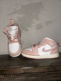 Peach Jordan toddler shoes