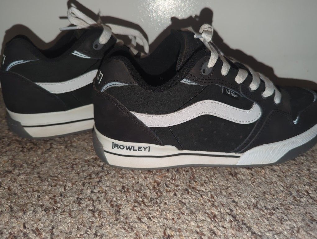 Men's 8.5 Vans Shoe
