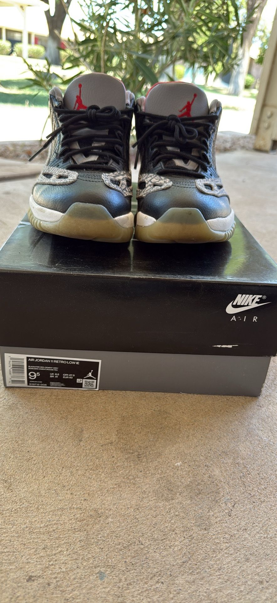 Air Jordan 11 Retro Low