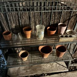 Assorted Ceramic & Terracotta Plant Pots – Mixed Sizes. $1-2 Each
