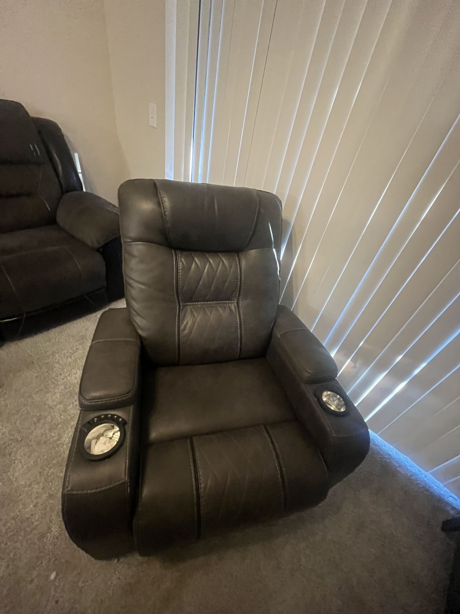 Signature Design by Ashley Fyne-Dyme Power Recliner-Sapphire