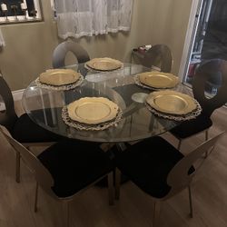 Table And Chairs 