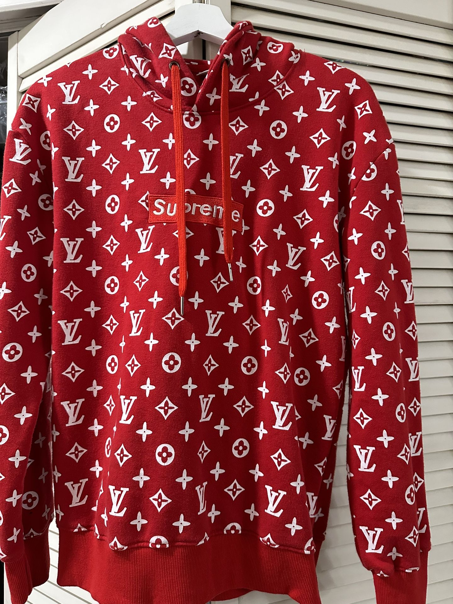 Supreme Hoodie