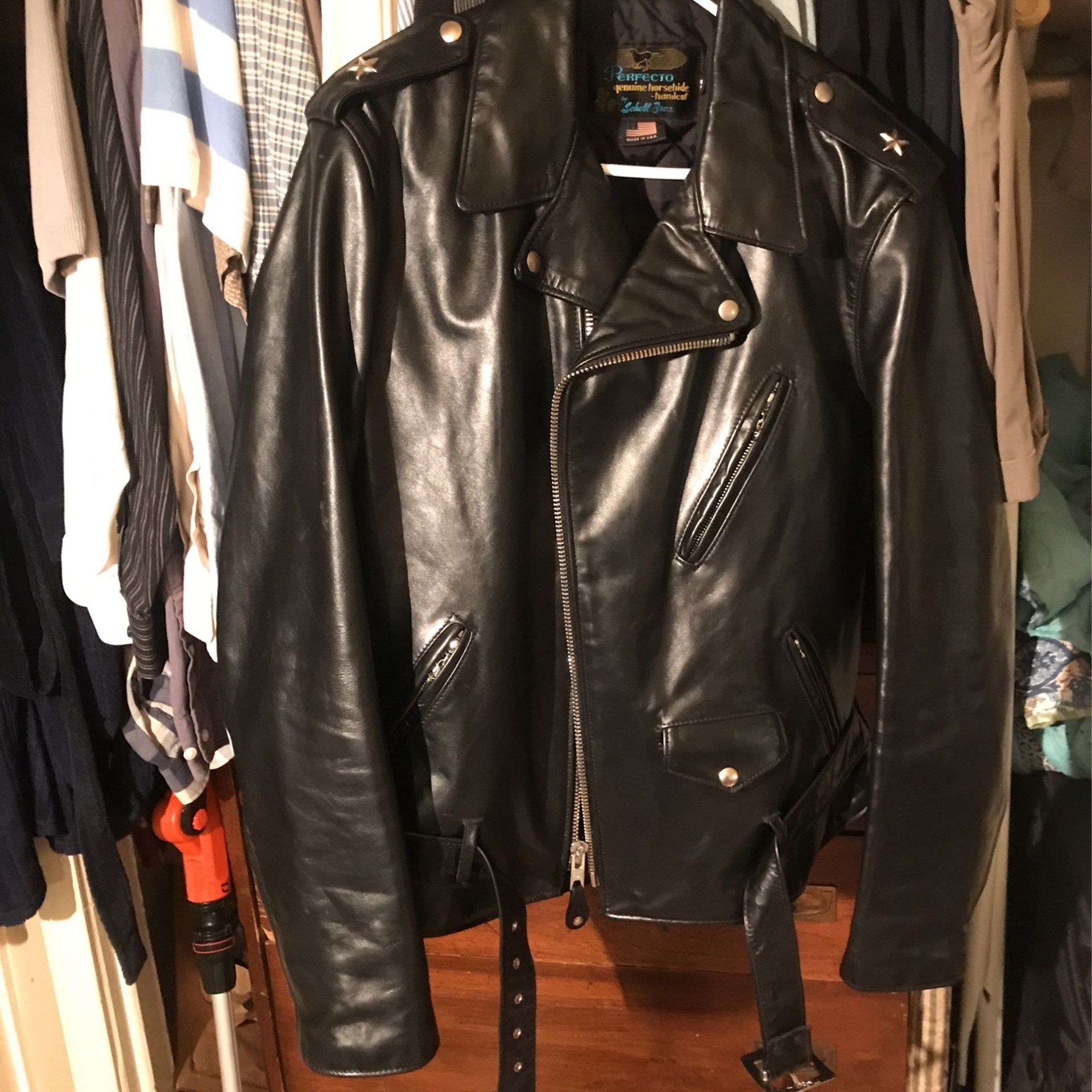 Schott Perfecto OneStar 613SH Leather Motorcycle Jacket Size 46