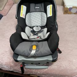 Baby Car Carrier ( Chicco) With Base 