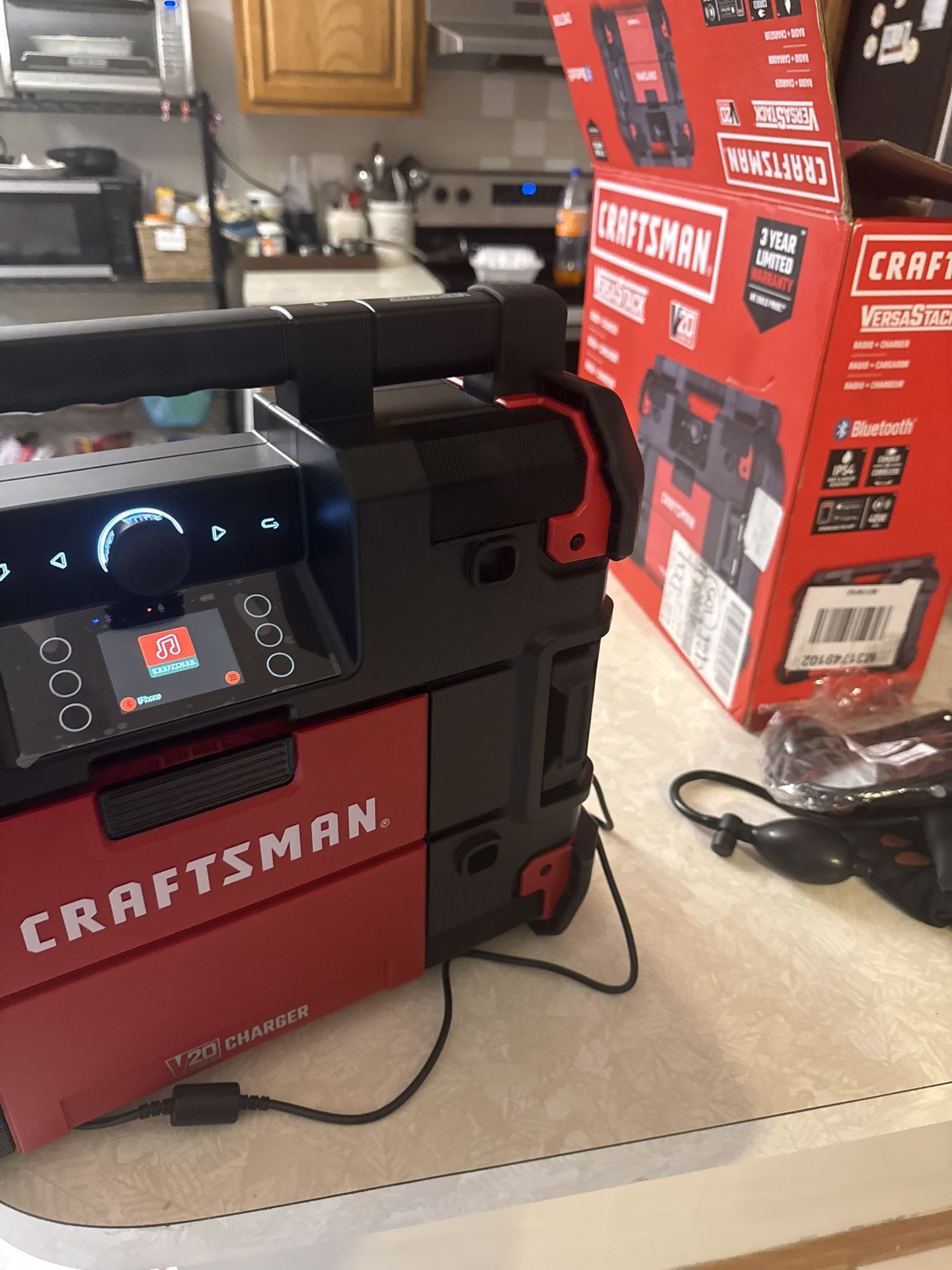 Craftsman’s Charging Port And Bluetooth