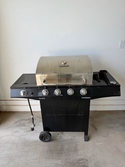 Char-Broil Performance Gas Grill