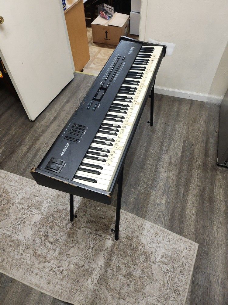 Electric Keyboard and Amp