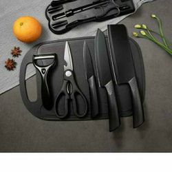 7-Piece Kitchen Knife Set - 5 Black Stainless Steel Knives with Sheaths, Cutting Board, and a Knife