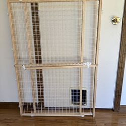 Wire Mesh Pet Safety Gate, 32 In Tall & Expands 29-50 In Wide