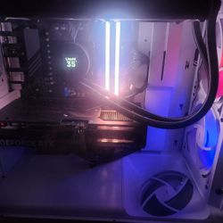 Gaming PC with RTX 4070 Ti