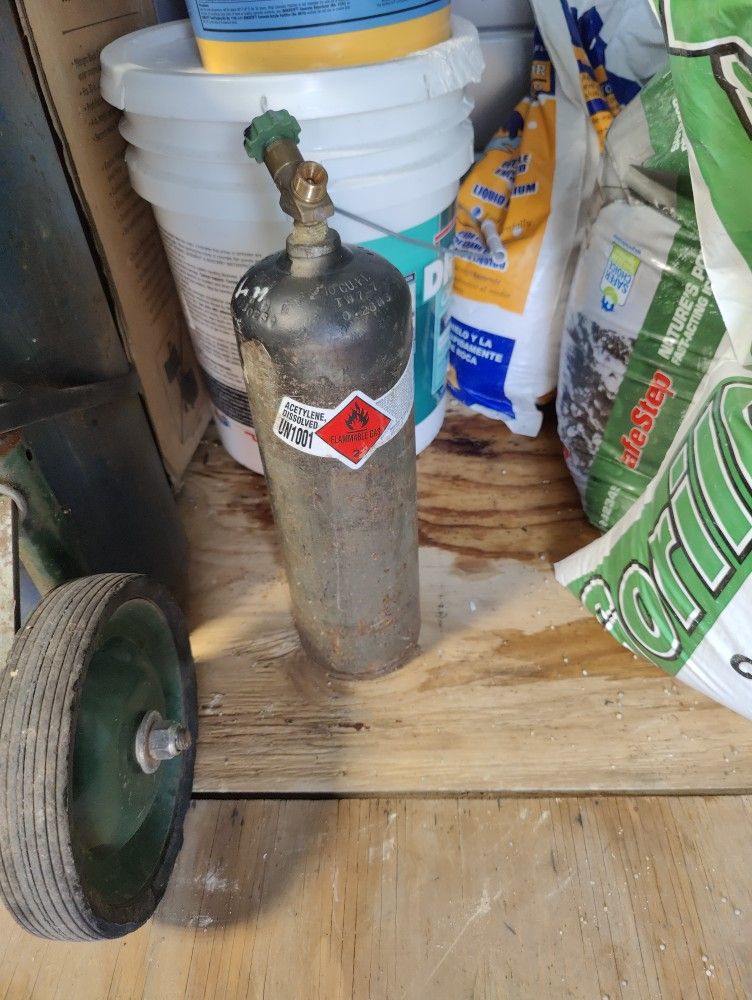 Acetylene Gas Tank