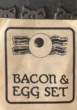 (1) Bacon Press with (2) Egg setting rounds