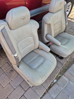 escalade front seats silverado