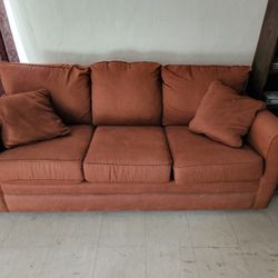 Couch With Fold Out Queen Bed