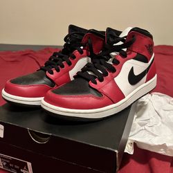 Jordan 1 Mid Chicago Toe 9.5 Men’s