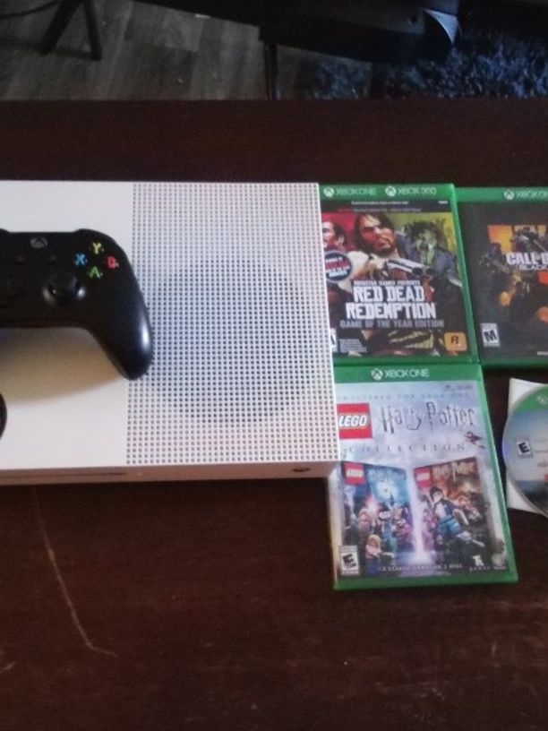 Xbox One S with Games