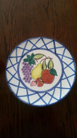 Wall decor plate