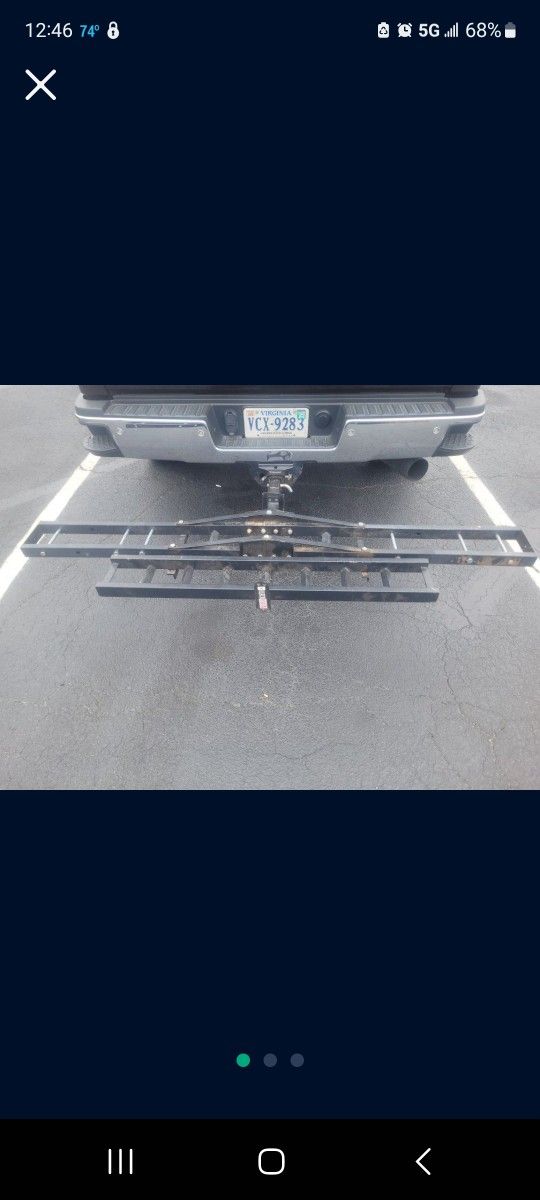 Scooter/ Motorcycle Hitch W/ Built In Ramp.