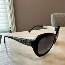Women Chanel Sunglasses