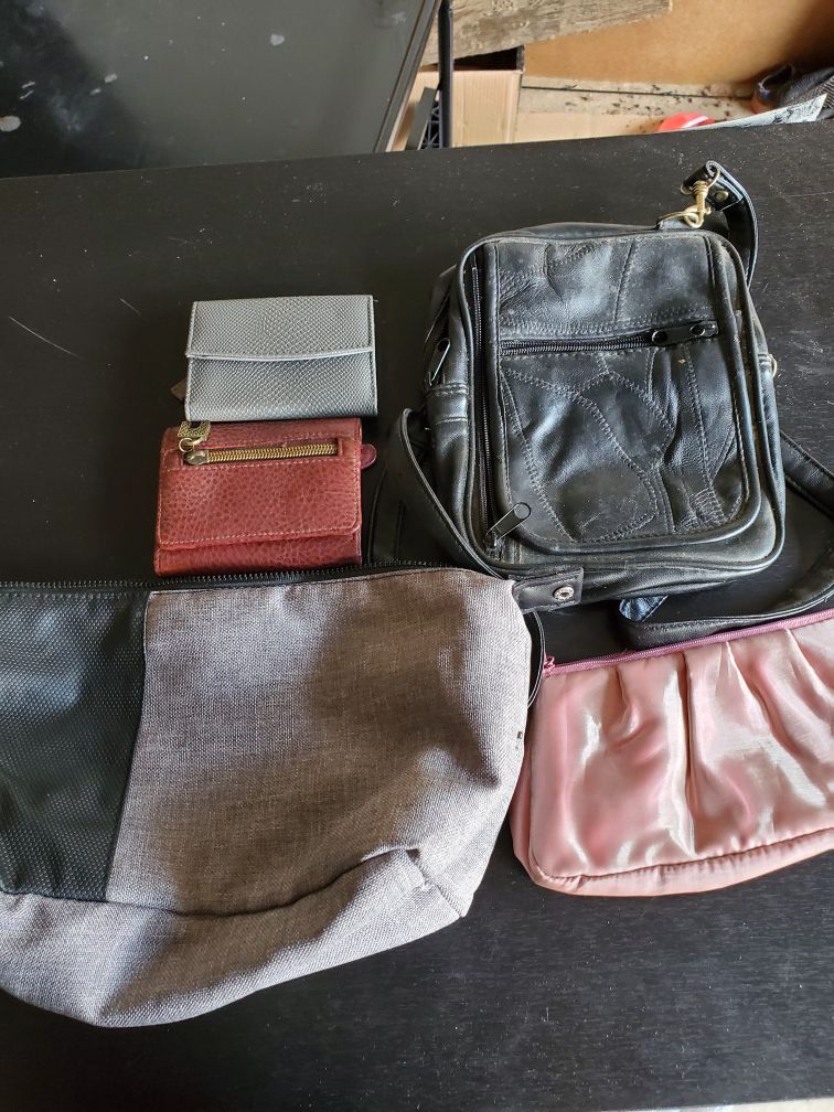 Good condition purses and wallet