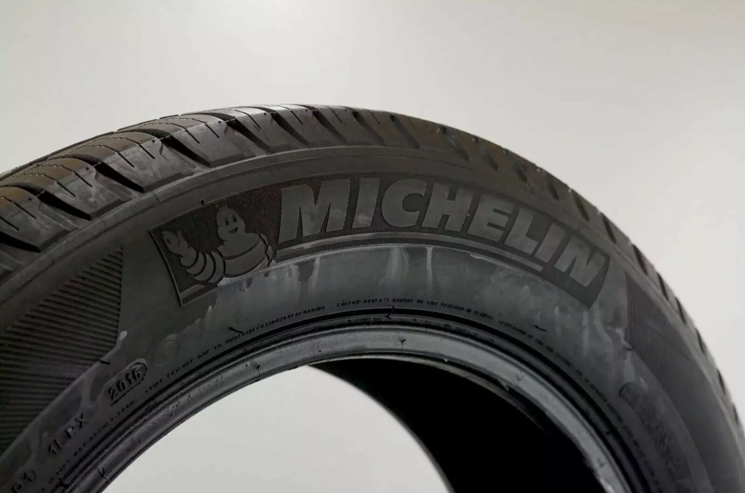255/60/19 Set Of 4 Used Tires 70 Life P255/60R19 108S MICHELIN