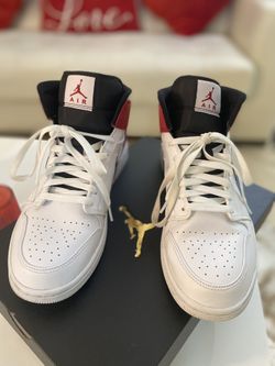 Jordan 1 mid white black gym red best sale