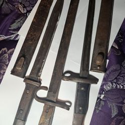 WW1 And WW11 Bayonets
