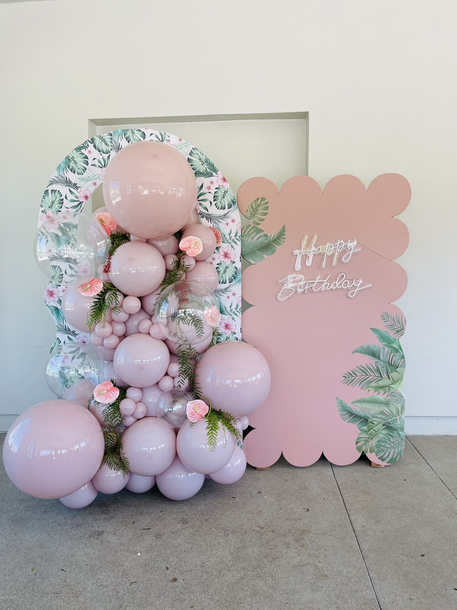 Luxury Picnics Balloons And Backdrops