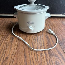Kitchen Gourmet Slow Cooker Crock Pot with Removable Crock